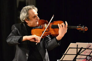 Юрий Тканов