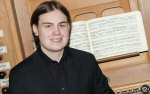 Лукас Ойлер 