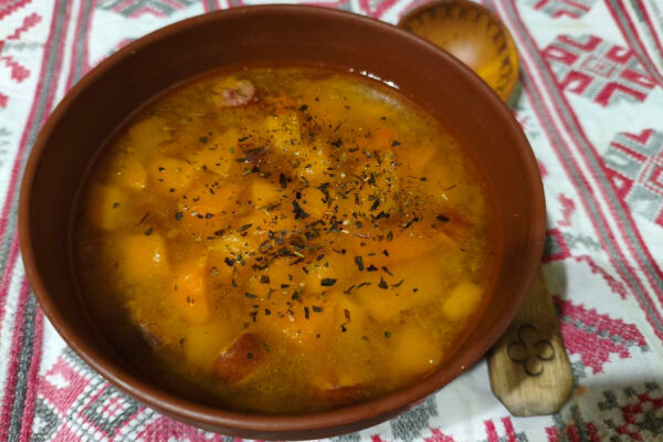 Гороховая похлёбка с репой по-викингски: выбираем рецепты калининградской кухни