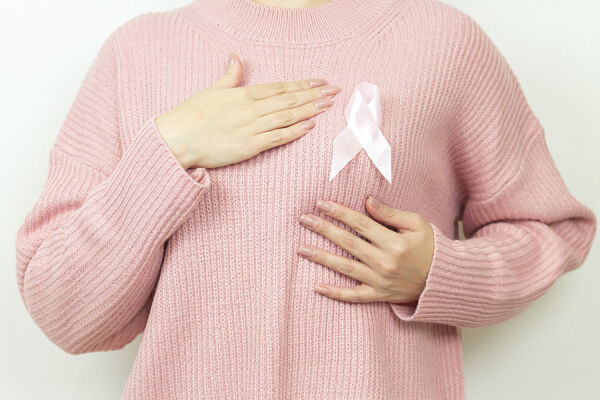 Рак груди: почему важно не откладывать визит к маммологу