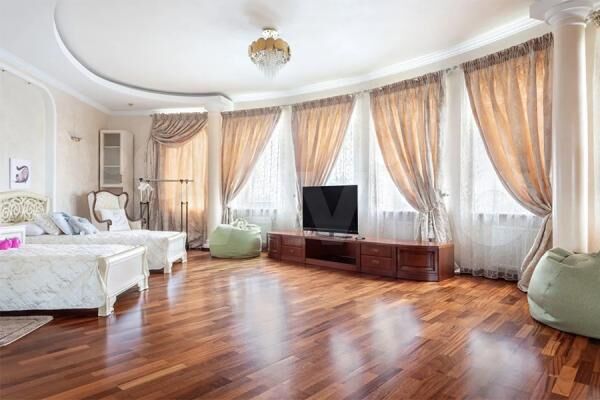 Шикарные виды и ванна с фонтаном: топ трёхкомнатных квартир в аренду