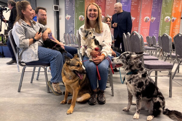 Пес-воин, «Щенячий патруль» и борцы с живодерами: кого наградили на «Лохматом оскаре»