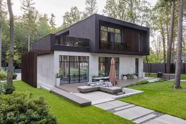 СПА, зимний сад и «стиль шале»: топ самых дорогих домов, продающихся в области