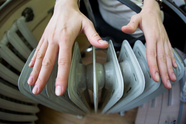 Вечерний@Калининград: «батарейный» прогноз, исповедь абсурдиста и культобзор