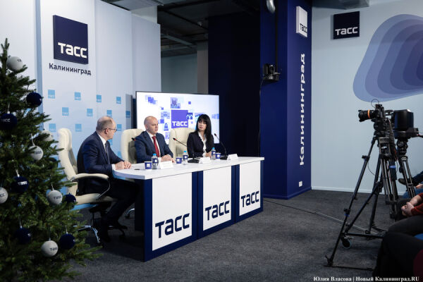 Вечерний @Калининград: разговор с губернатором, проезд для школьников и 90-е