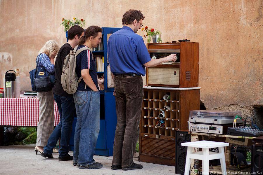 Суета вокруг шкафа: в Калининграде открылась интеллектуальная арт-площадка