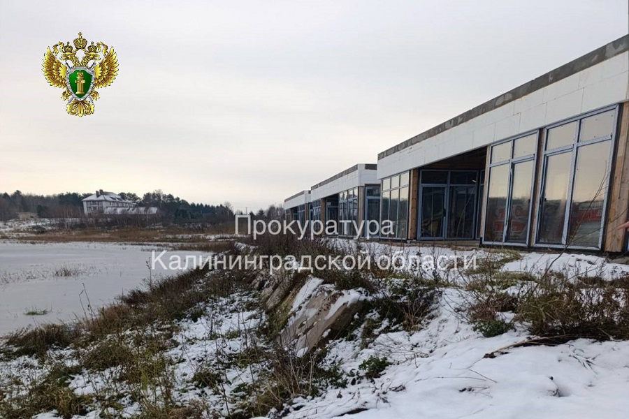 Прокуратура требует вернуть в бюджет грант, выделенный на строительство глэмпинга