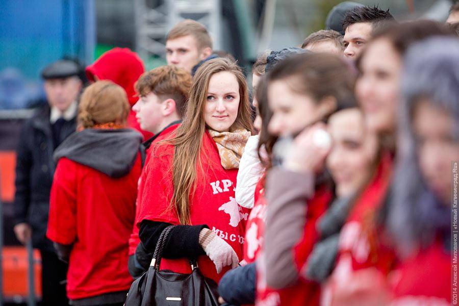 Под флагом СССР: как в Калининграде поддержали вступление Крыма в состав РФ