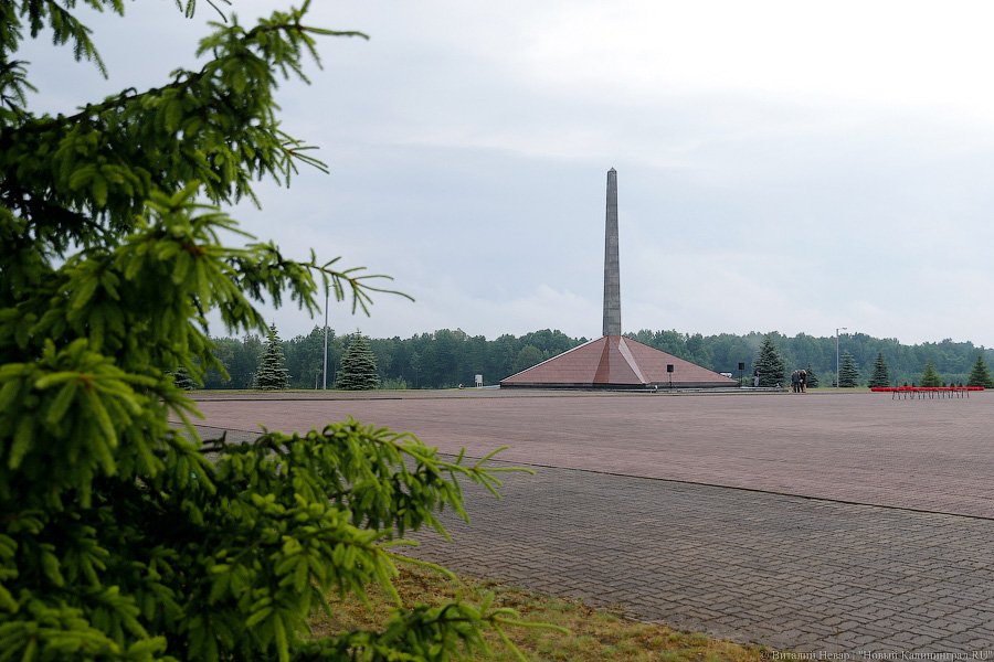 «Ушли в вечную память»: на «Кургане славы» перезахоронили советских воинов