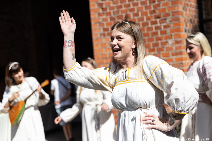 «Цветы против пивных бутылок»: как прошел фестиваль «Хранителей руин» (фото)