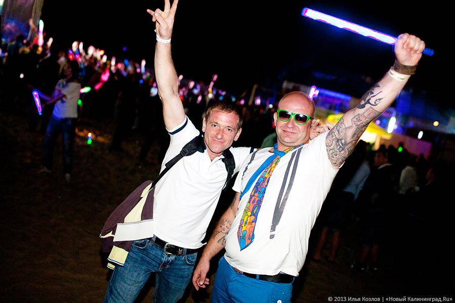 Последний летний опен-эйр: в Зеленоградске прошел фестиваль «Янтарный пляж»