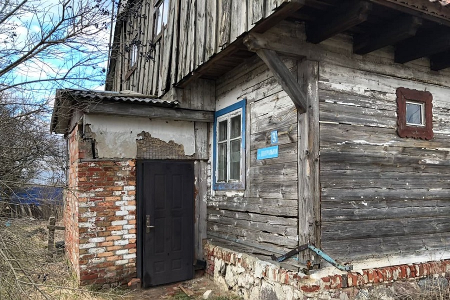 В Озерском районе в доме обнаружены тела двух мужчин, проводится проверка