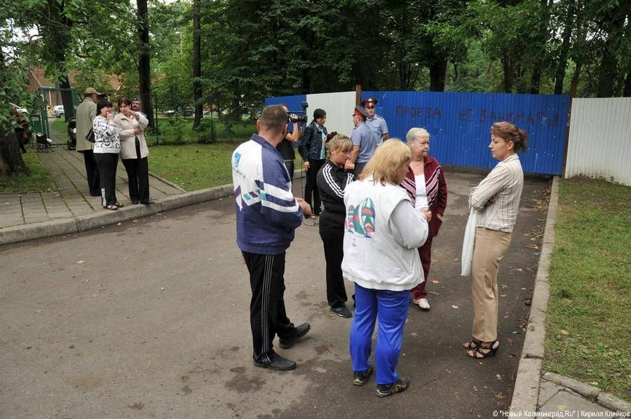 Последствия погрома на Ялтинской: фоторепортаж "Нового Калининграда.Ru"