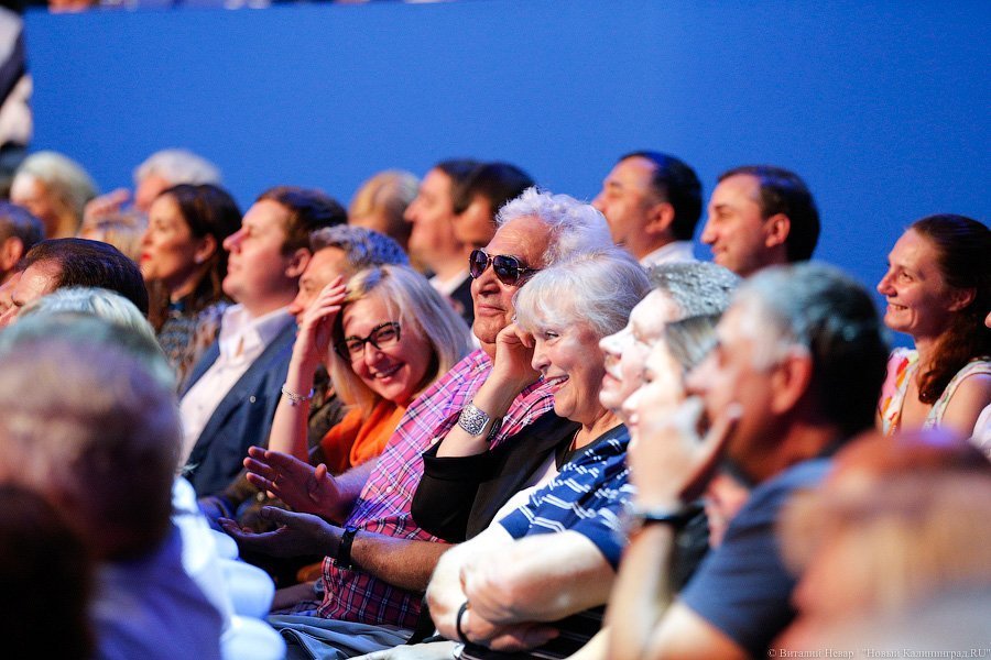Снова в этом зале: как прошел «Голосящий КиВиН» в Светлогорске (фото)