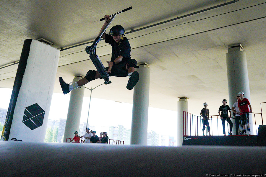 В Калининграде стало ещё одним скейт парком больше. Вот что там происходит