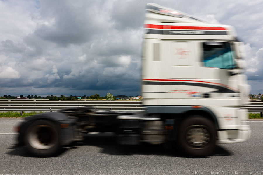 Ограничения на транзит в Калининградскую область цемента и алкоголя вступили в силу