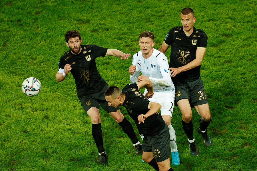 VAR в помощь: «Балтика» крупно обыграла «Чайку» и впервые вышла в 1/4 финала Кубка России (фото)