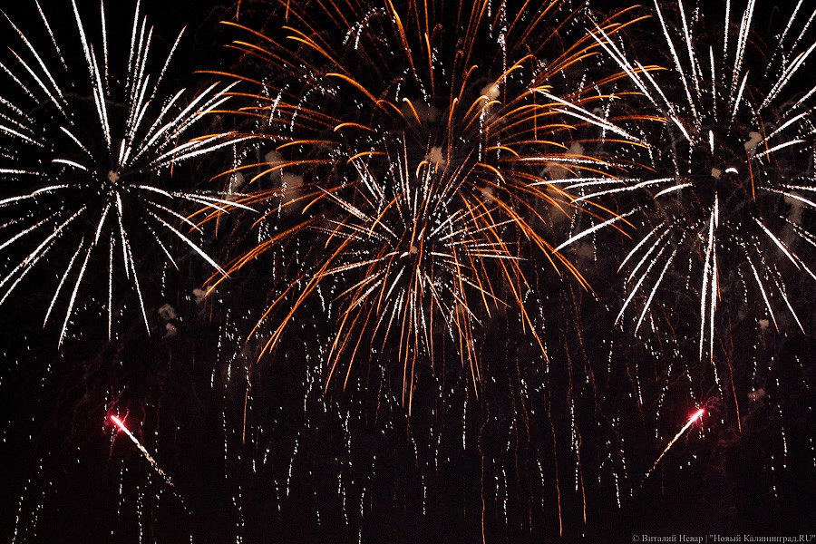 Прежние проблемы на новом месте: в Калининграде начался чемпионат фейерверков