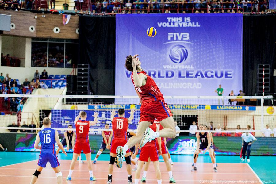 В девятый раз подряд: мужская сборная России по волейболу уступила США (фото)
