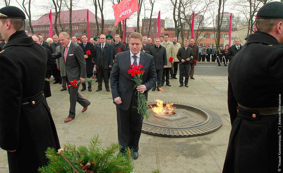 Торжества на мемориале 1200 гвардейцам: фоторепортаж "Нового Калининграда.Ru"