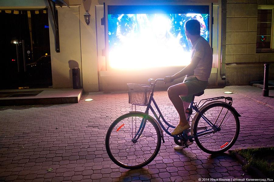 Три европейца в двух разных клубах: как прошли «исландская» и «эстонская» вечеринки