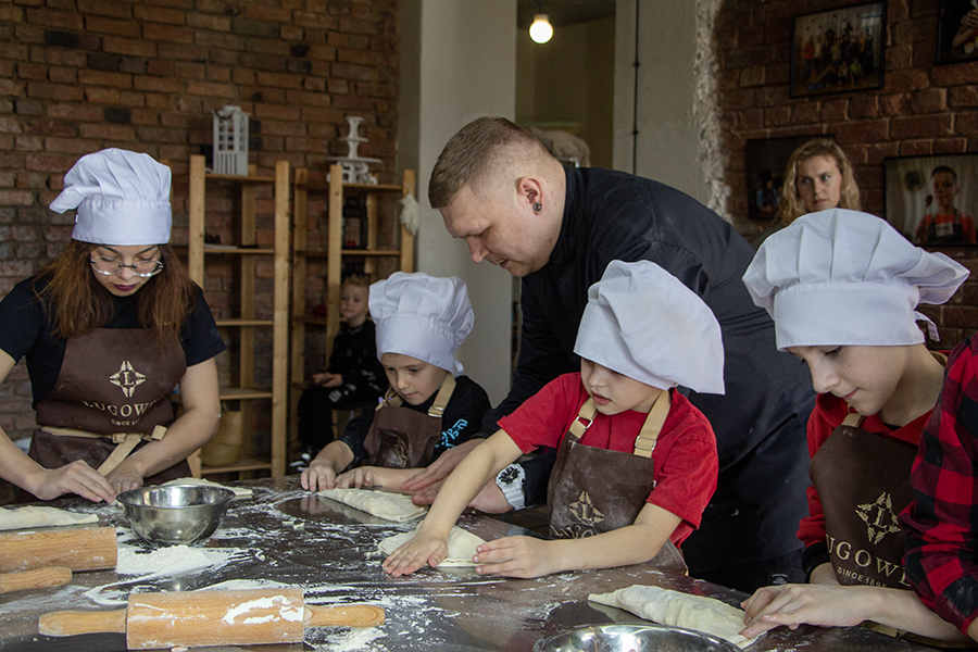 Пиццеёж и азот для мороженого: как в усадьбе Луговен учили детей кулинарии (фото)