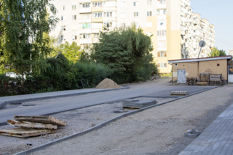 Ремонт улицы Майской в Калининграде не успевают сделать в заявленные сроки