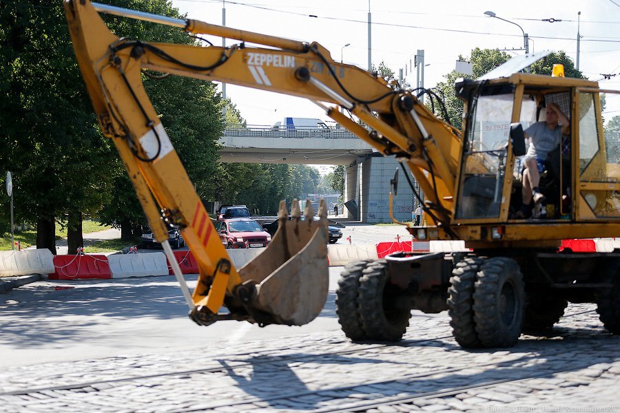Прохода нет: Высокий мост на Остров закрыт на реконструкцию (фото)