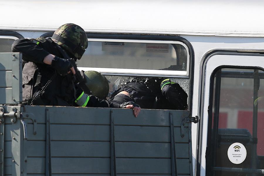 «Утерли нос»: на автовокзале Калининграда прошли антитеррористические учения