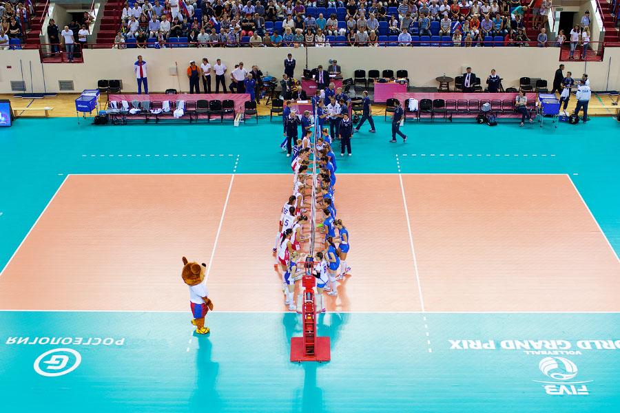 Под рёв трибун: волейболистки сборной России одержали победу над командой Италии