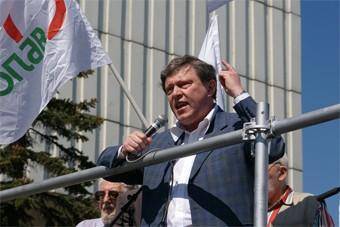 «Коммерсант»: Мезенцева и Явлинского исключат из числа кандидатов в президенты