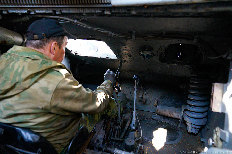 Побывать внутри Т-34: в Калининграде начали готовить раритетную технику к параду Победы