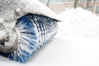 Горадминистрация попросит строительные компании помочь убрать снег