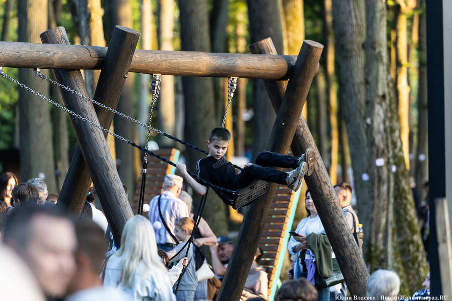 Яркая точка притяжения: как в Гурьевске открывали «Парк света» (фото)