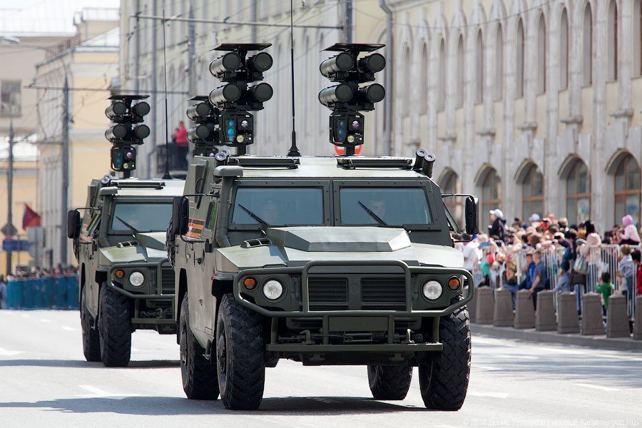 Мчатся самолеты ниже облаков: репетиция Парада Победы в Москве (фото)