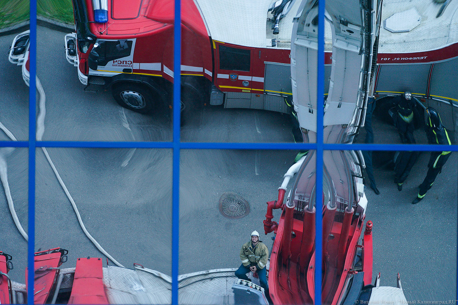 «Сложная архитектура»: как пожарные тренируются перед ЧМ-2022 по волейболу (фото)