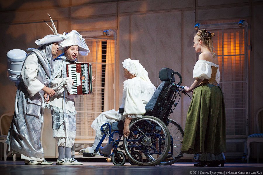 Лекарь с головы до ног: комедия «Мнимый больной» в Калининградском драмтеатре