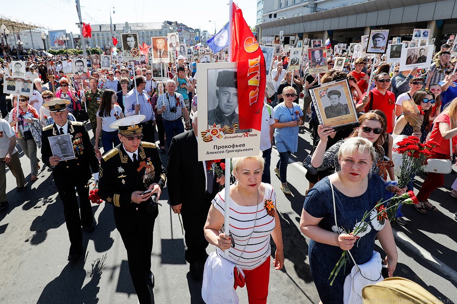 Ради мира на земле: шествие «Бессмертного полка» в Калининграде (фото)