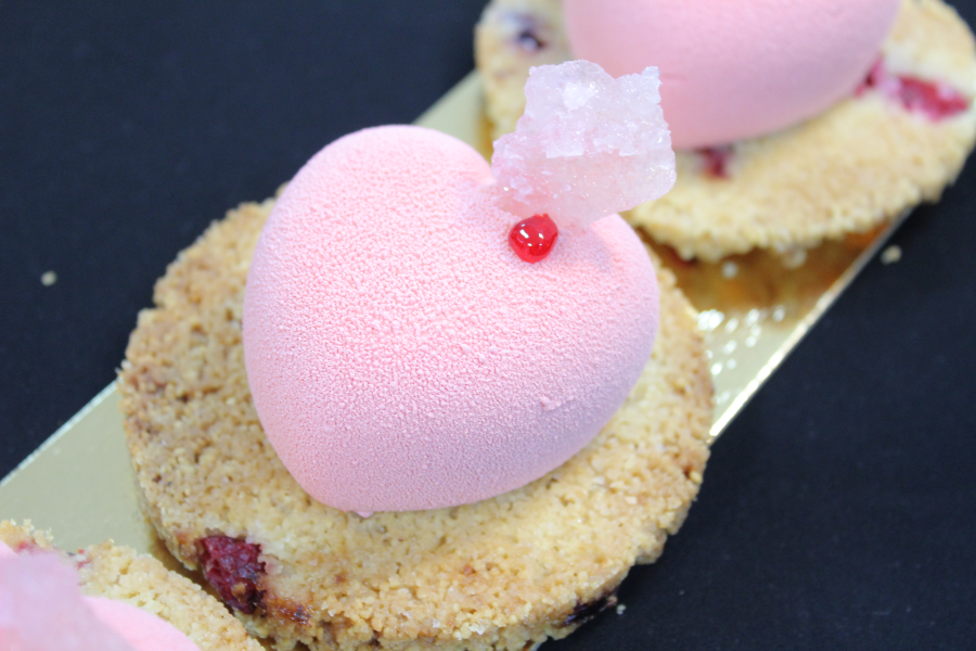 Сладко поздравляем любимых в кулинарной студии «Bake my day»