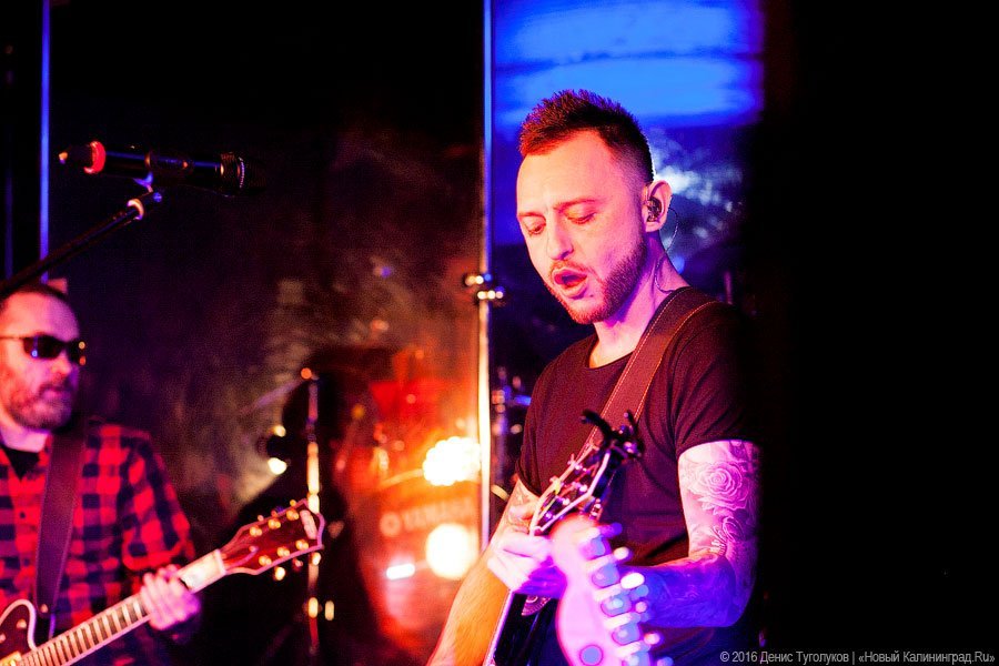 Просто такая сильная любовь: в «Ялте» с аншлагом прошел концерт «Зверей»