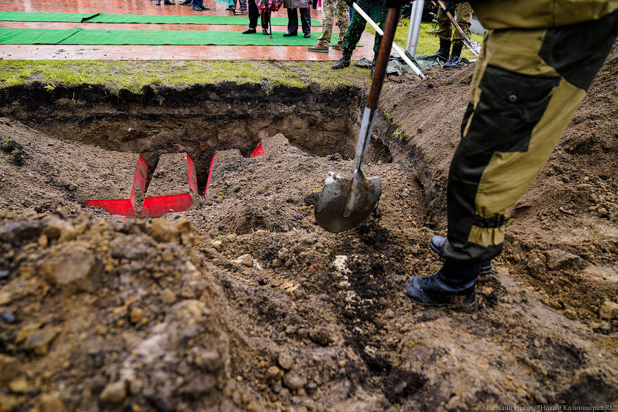 В Чкаловске перезахоронили останки советских воинов: фоторепортаж «Нового Калининграда»