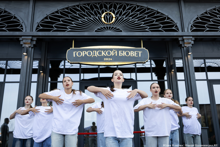 Семь кранов минеральной воды: на променаде в Светлогорске открыли бювет (фото)