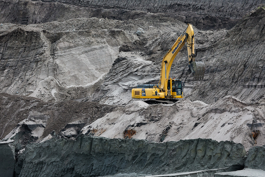 «Янтарь любит человека»: как живет единственный в мире Янтарный комбинат