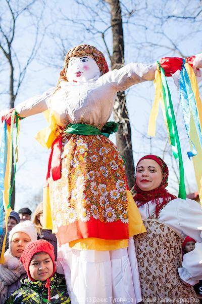 «Блинный бег»: первый городской забег с блинами на Масленицу (+видео)