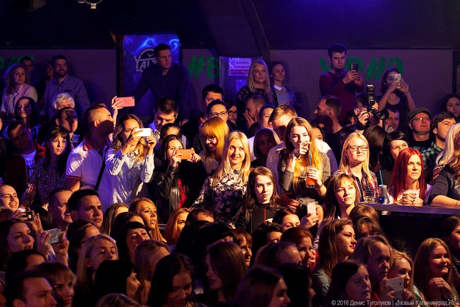 Просто такая сильная любовь: в «Ялте» с аншлагом прошел концерт «Зверей»