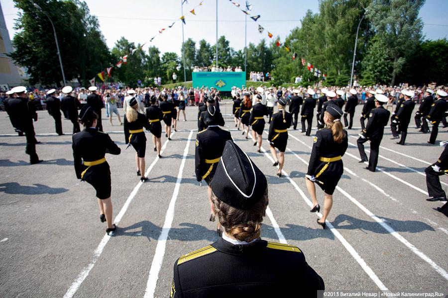 В кильватерном гордом строю: в БВМИ прошёл выпуск лейтенантов