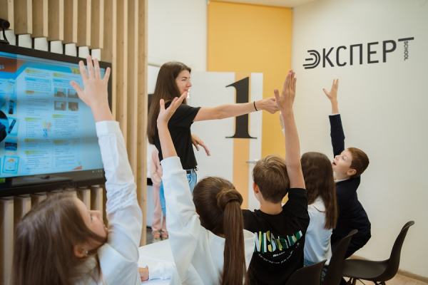 Не только английский: в «Эксперте» стартует курс русского языка для школьников