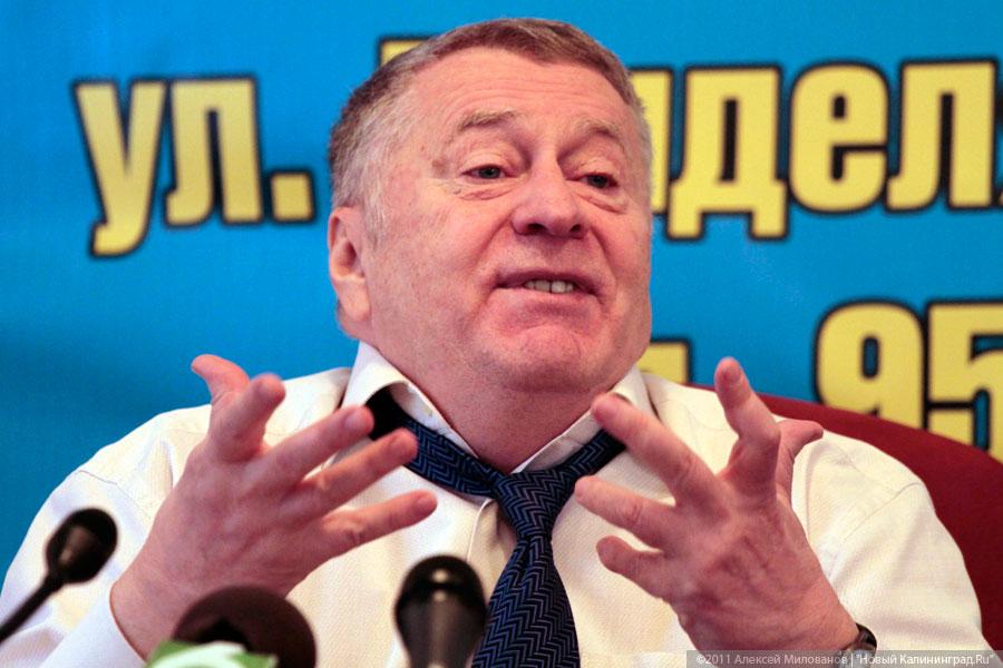 Итоги-2011: сто шагов назад