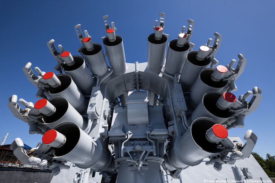 «Меч» для Индии: в Калининграде передали индийским ВМС фрегат с завода «Янтарь» (фото)