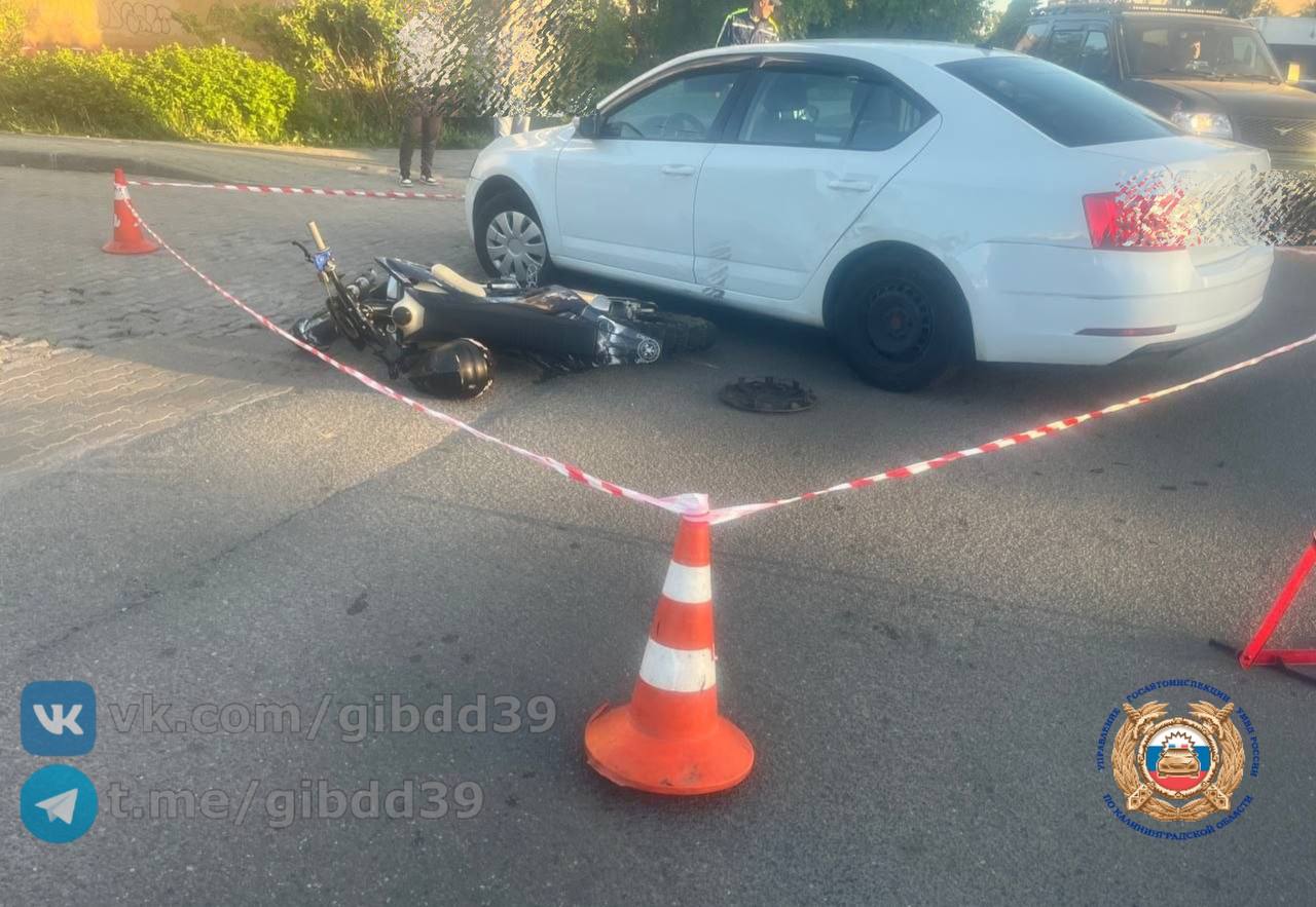 В Калининграде произошло ДТП с подростком на питбайке